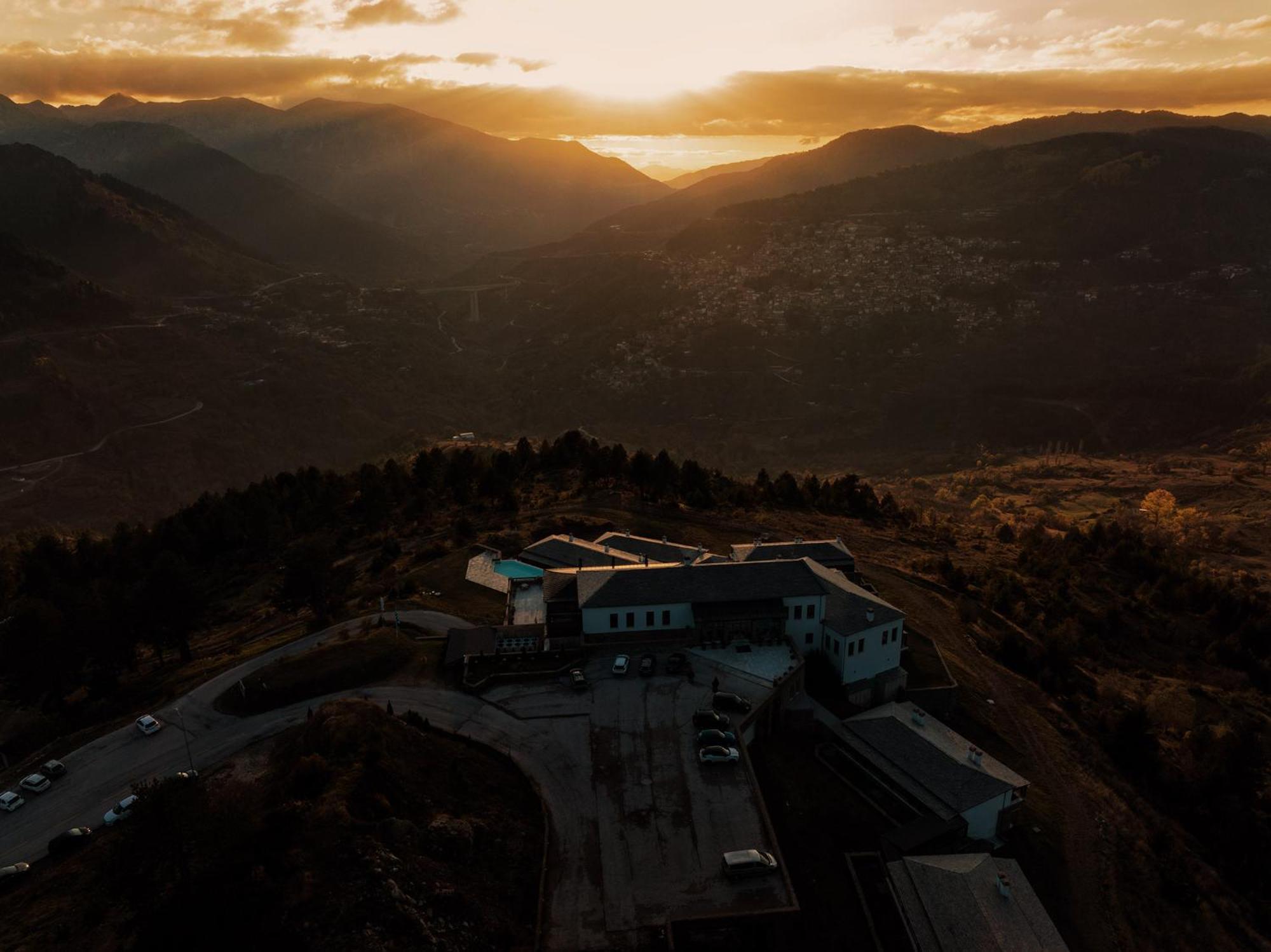 Hotel Grand Forest Metsovo Exterior foto